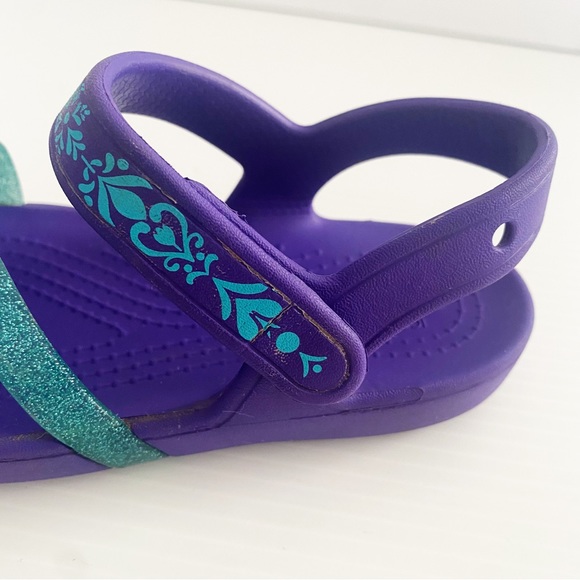 Crocs Girls Disney Frozen Sandals Shoes Purple Childrens Size 12 Elsa Anna Kids - Picture 12 of 16